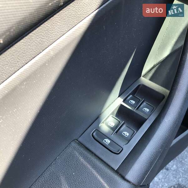 Хэтчбек Skoda Spaceback 2015 в Запорожье