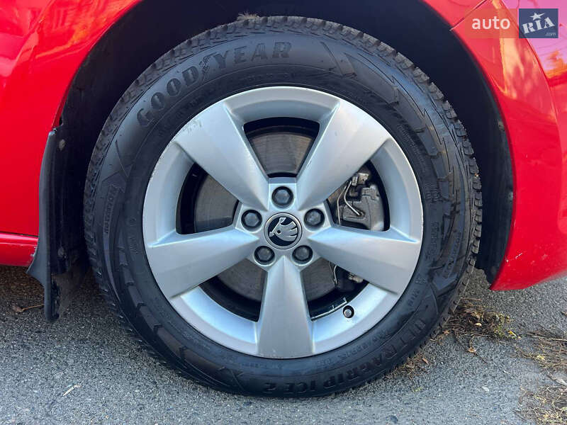 Хэтчбек Skoda Spaceback 2015 в Одессе