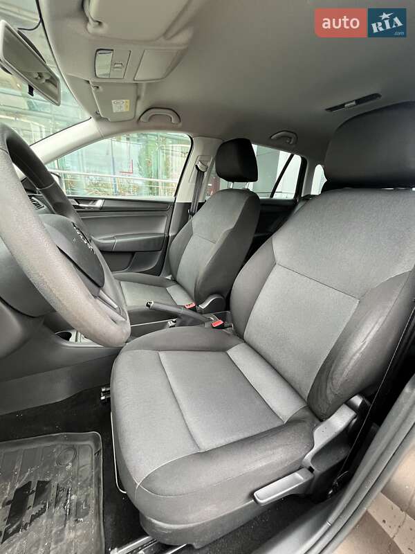 Хэтчбек Skoda Spaceback 2018 в Киеве фото 17 Хэтчбек Skoda Spaceback 2018 в Киеве