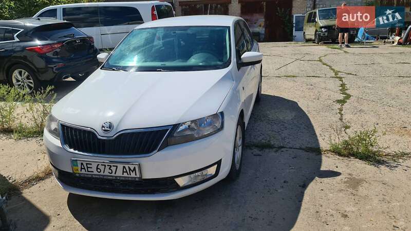 Skoda Spaceback 2014