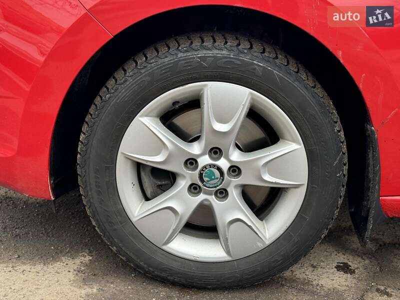 Хетчбек Skoda Spaceback 2016 в Вінниці