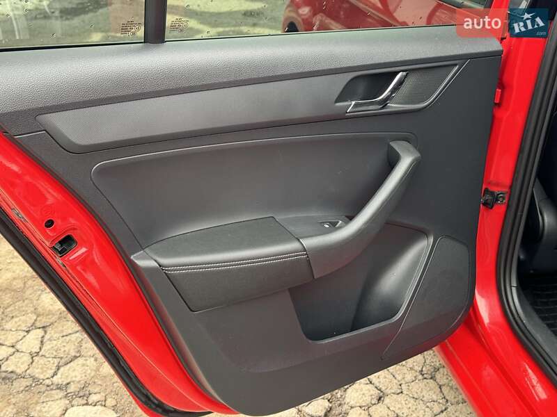 Хетчбек Skoda Spaceback 2016 в Вінниці