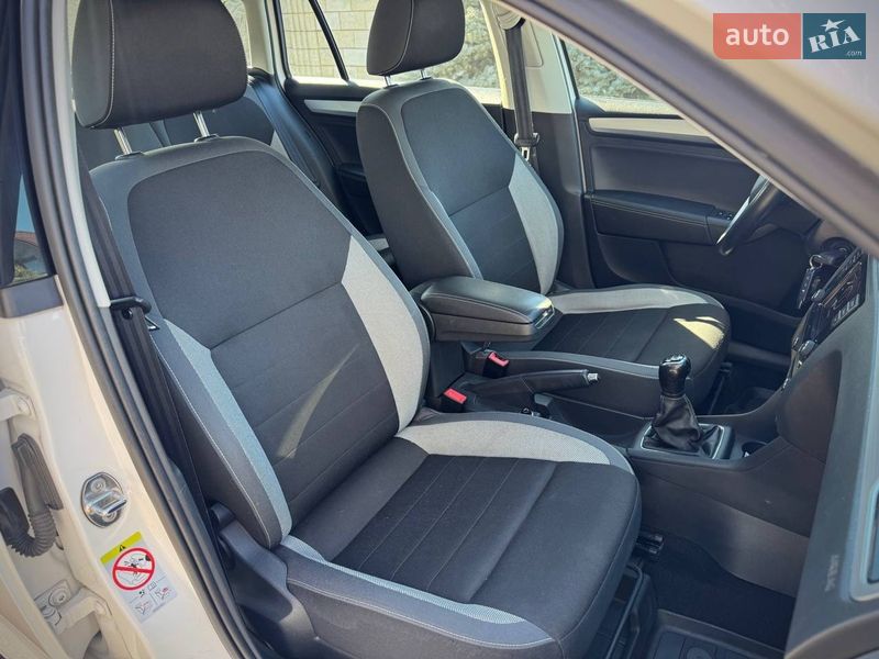 Хэтчбек Skoda Spaceback 2018 в Днепре фото 11 Хэтчбек Skoda Spaceback 2018 в Днепре