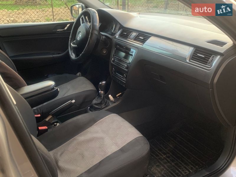 Skoda Spaceback 2014