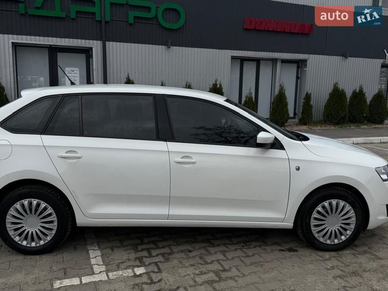 Skoda Spaceback 2015
