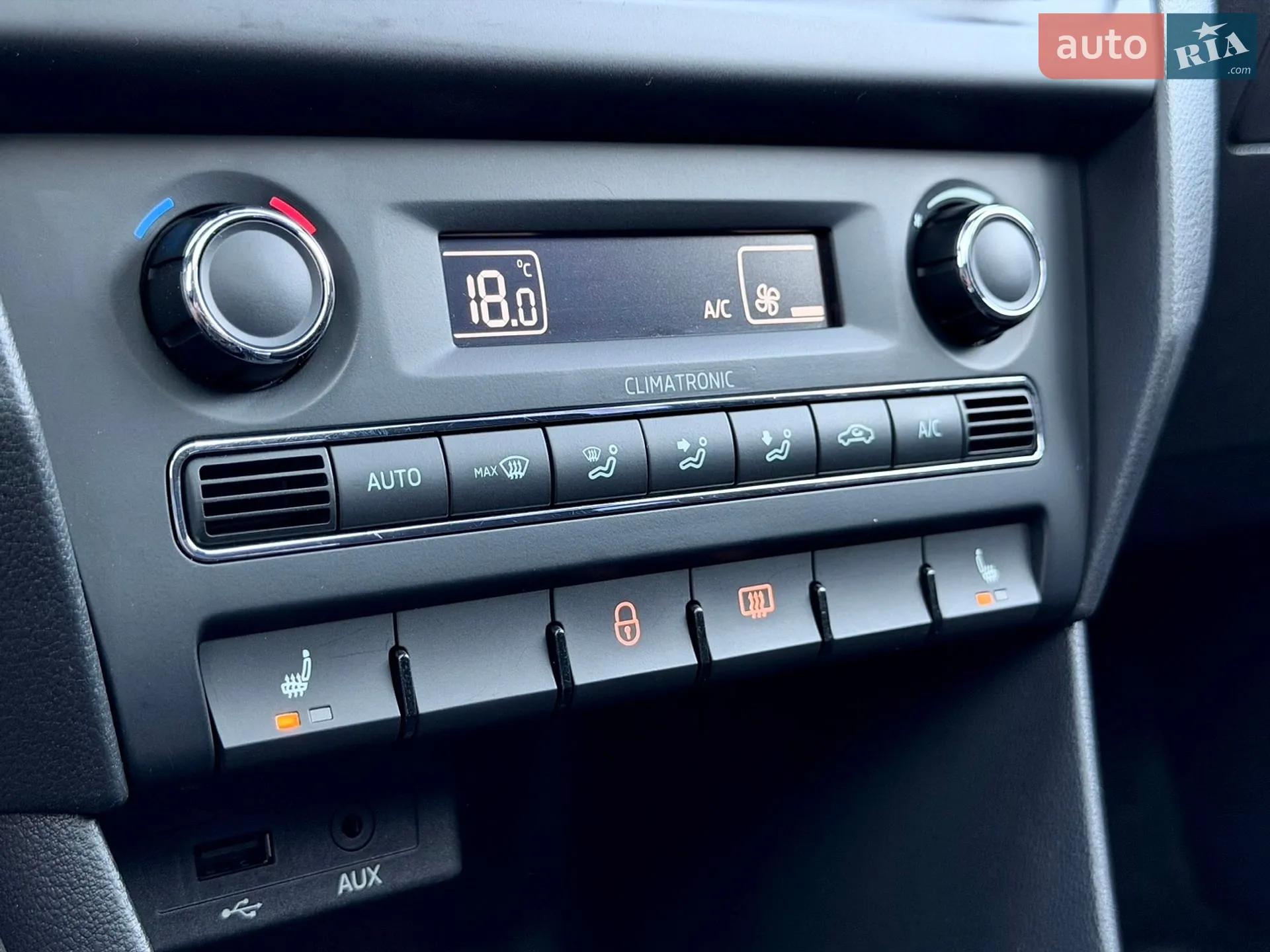 2015 Skoda Rapid - мініатюра 6