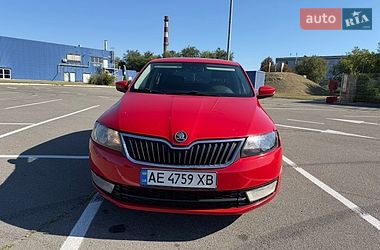 Хэтчбек Skoda Spaceback 2015 в Днепре