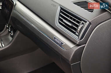 Универсал Skoda Superb Scout 2020 в 