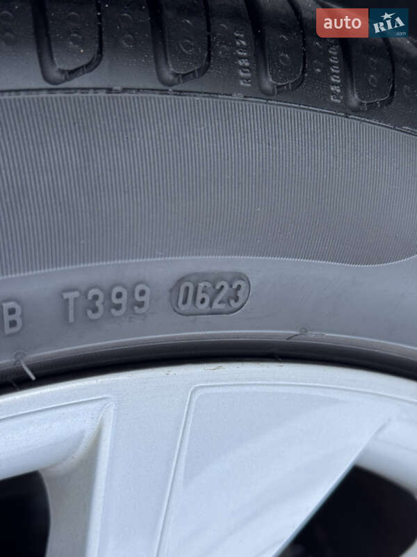 Универсал Skoda Superb Scout 2019 в Киеве фото 38 Универсал Skoda Superb Scout 2019 в Киеве