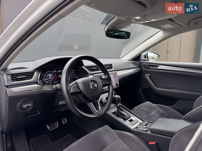 Универсал Skoda Superb Scout 2020 в Ровно