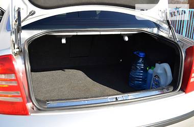 Седан Skoda Superb 2006 в 
