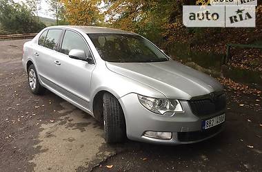 Седан Skoda Superb 2010 в Ужгороде