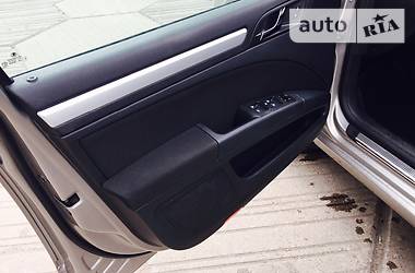 Седан Skoda Superb 2011 в 