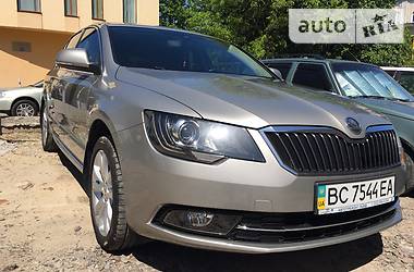 Лифтбек Skoda Superb 2014 в Львове