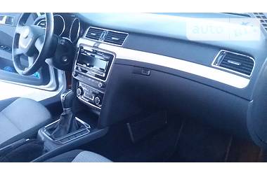 Седан Skoda Superb 2012 в Киеве