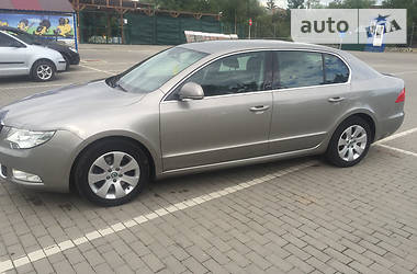 Седан Skoda Superb 2013 в Коломые