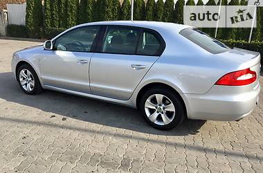 Седан Skoda Superb 2012 в Ивано-Франковске