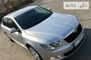 Седан Skoda Superb 2012 в Ивано-Франковске