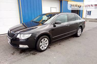 Седан Skoda Superb 2011 в Киеве