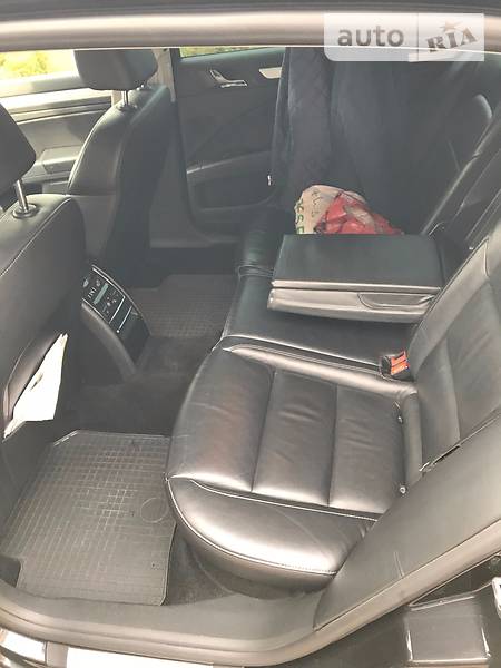 Седан Skoda Superb 2012 в Києві