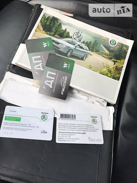 Седан Skoda Superb 2012 в Києві