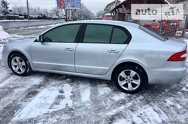 Седан Skoda Superb 2012 в Ивано-Франковске