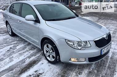 Седан Skoda Superb 2012 в Ивано-Франковске