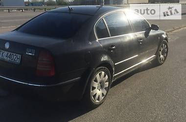 Седан Skoda Superb 2002 в Хмільнику