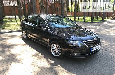 Седан Skoda Superb 2014 в Любомлі