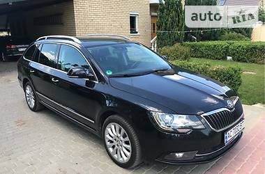 Универсал Skoda Superb 2014 в Луцке