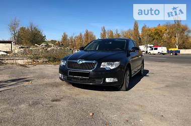 Седан Skoda Superb 2013 в Днепре