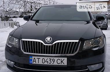 Седан Skoda Superb 2013 в Коломые