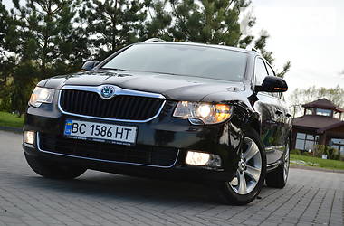 Универсал Skoda Superb 2013 в Дрогобыче