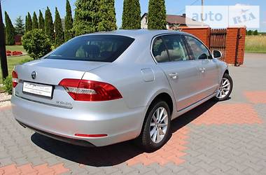 Седан Skoda Superb 2014 в Трускавце