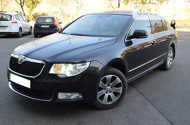 Седан Skoda Superb 2012 в Киеве