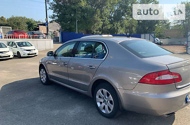 Седан Skoda Superb 2010 в Киеве