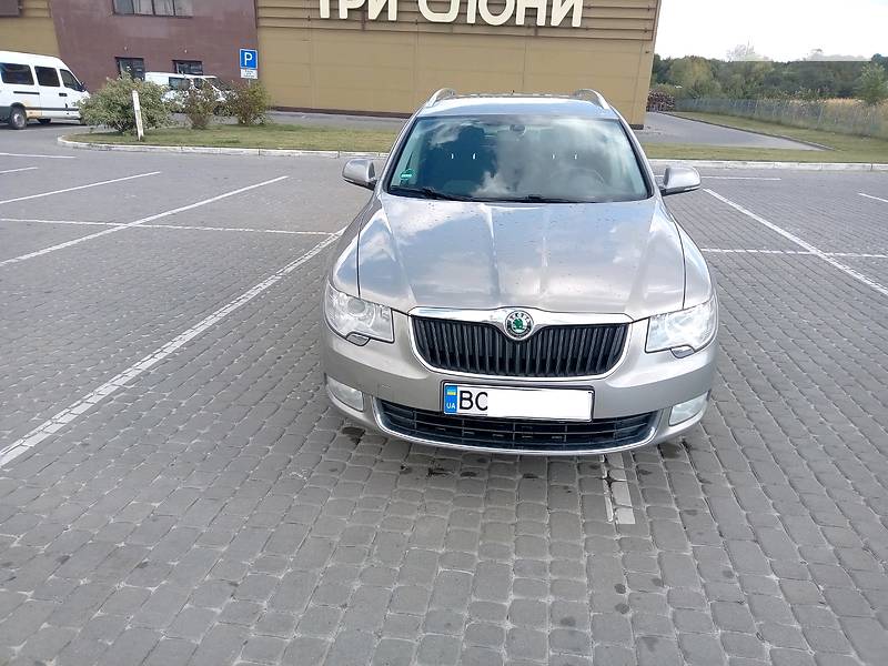 Внедорожник / Кроссовер Skoda Superb 2010 в Львове