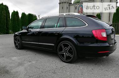 Универсал Skoda Superb 2010 в Дубно