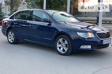 Седан Skoda Superb 2009 в 