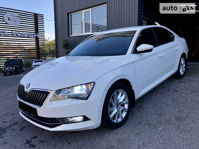 Седан Skoda Superb 2017 в Сумах