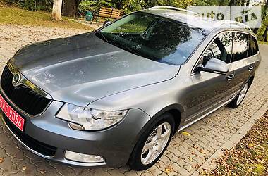 Универсал Skoda Superb 2011 в Сваляве