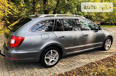 Универсал Skoda Superb 2011 в Сваляве