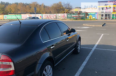 Седан Skoda Superb 2006 в Киеве