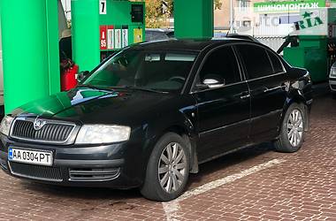 Седан Skoda Superb 2006 в Киеве