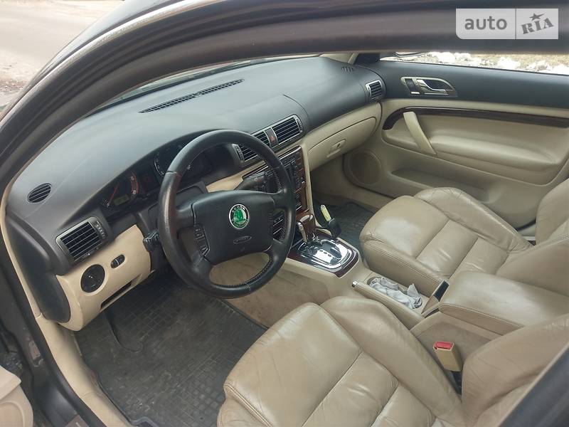 Седан Skoda Superb 2005 в Києві