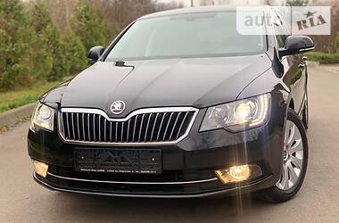 Седан Skoda Superb 2013 в Рівному