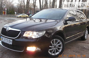 Седан Skoda Superb 2013 в Запорожье