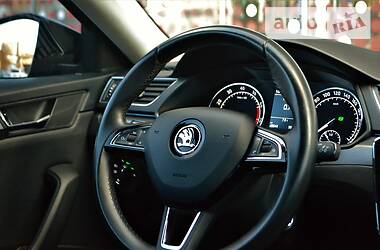 Лифтбек Skoda Superb 2018 в Харькове