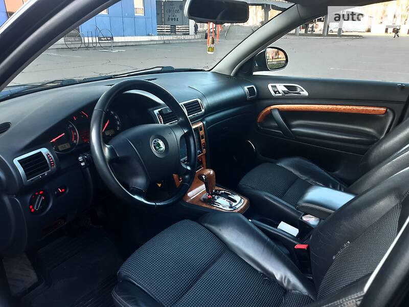 Седан Skoda Superb 2008 в Кривому Розі