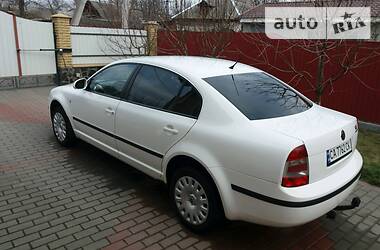 Седан Skoda Superb 2006 в Смеле